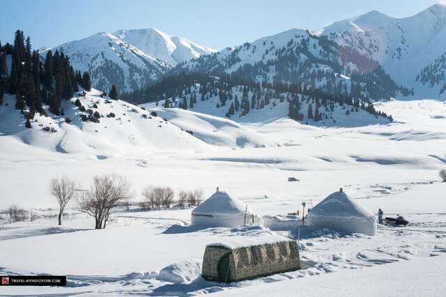 Хостелы Jyrgalan Tyup Yurt Lodge - Ski Yurt Dzhergalan-11